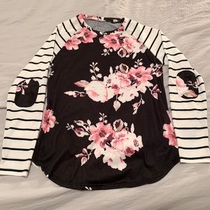 Long sleeve floral top